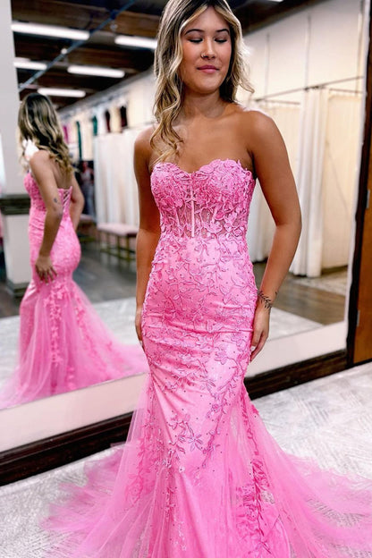 Red Sweetheart Neck Mermaid Prom Dress With Appliques