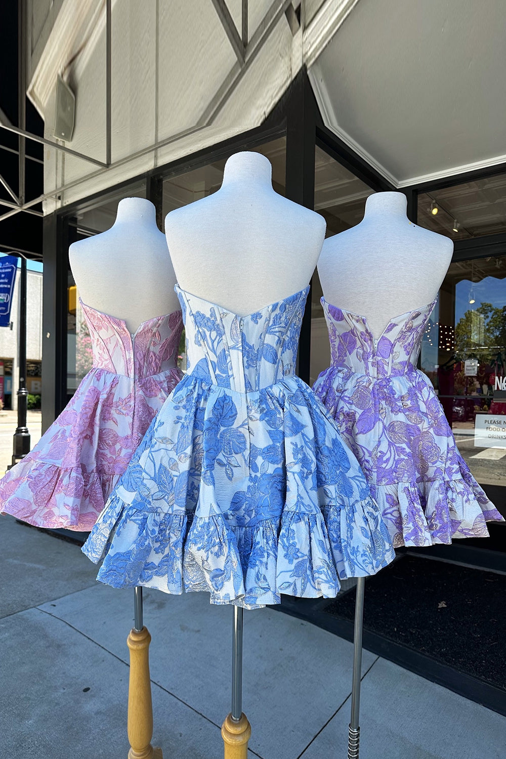 Blue Strapless Flower Printed A-Line Corset Short Homecoming Dress With Ruffles